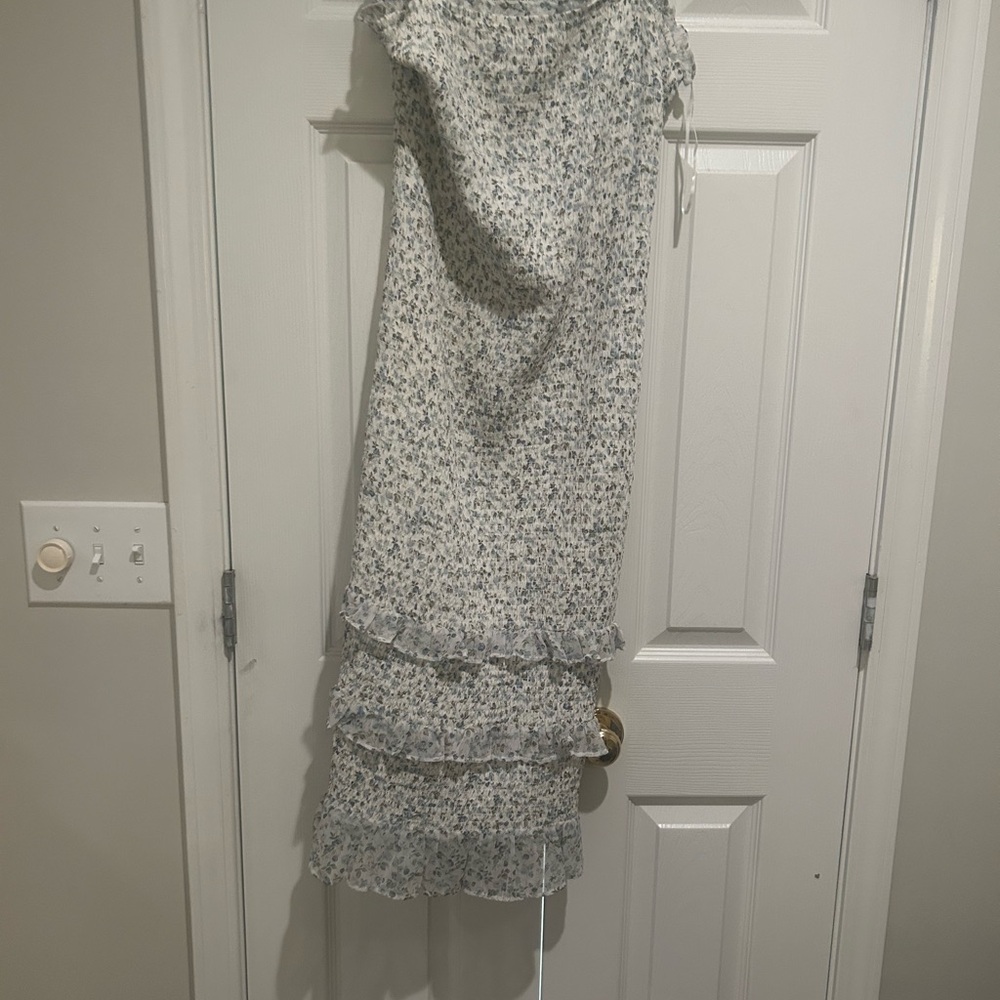 Abercrombie & Fitch Blue Floral Smocked Dress